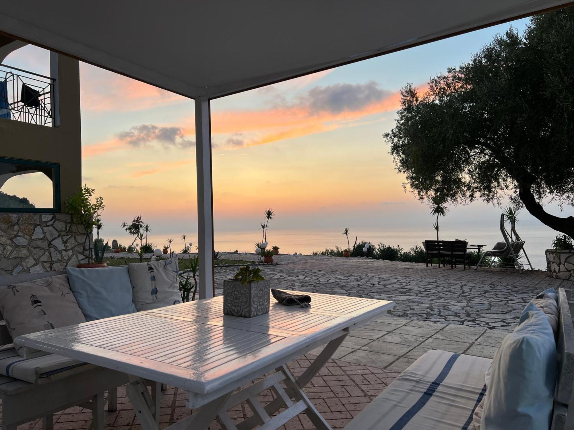 La Casa D' Irene (Adults Only) Hotel Ayios Nikitas Bagian luar foto