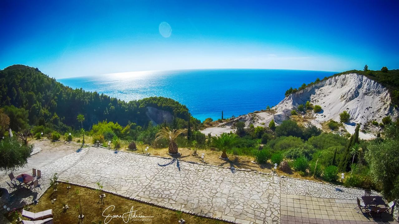 La Casa D' Irene (Adults Only) Hotel Ayios Nikitas Bagian luar foto